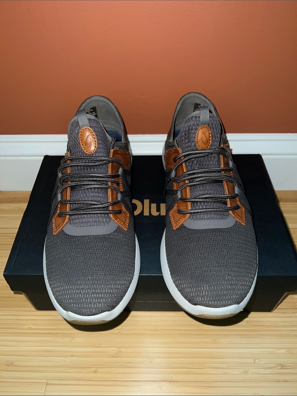 OluKai Mio Li Grey Pavement Vintage  Indigo Size 11 - Picture 2 of 6